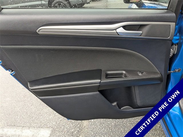 Certified 2020 Ford Fusion SE image 29