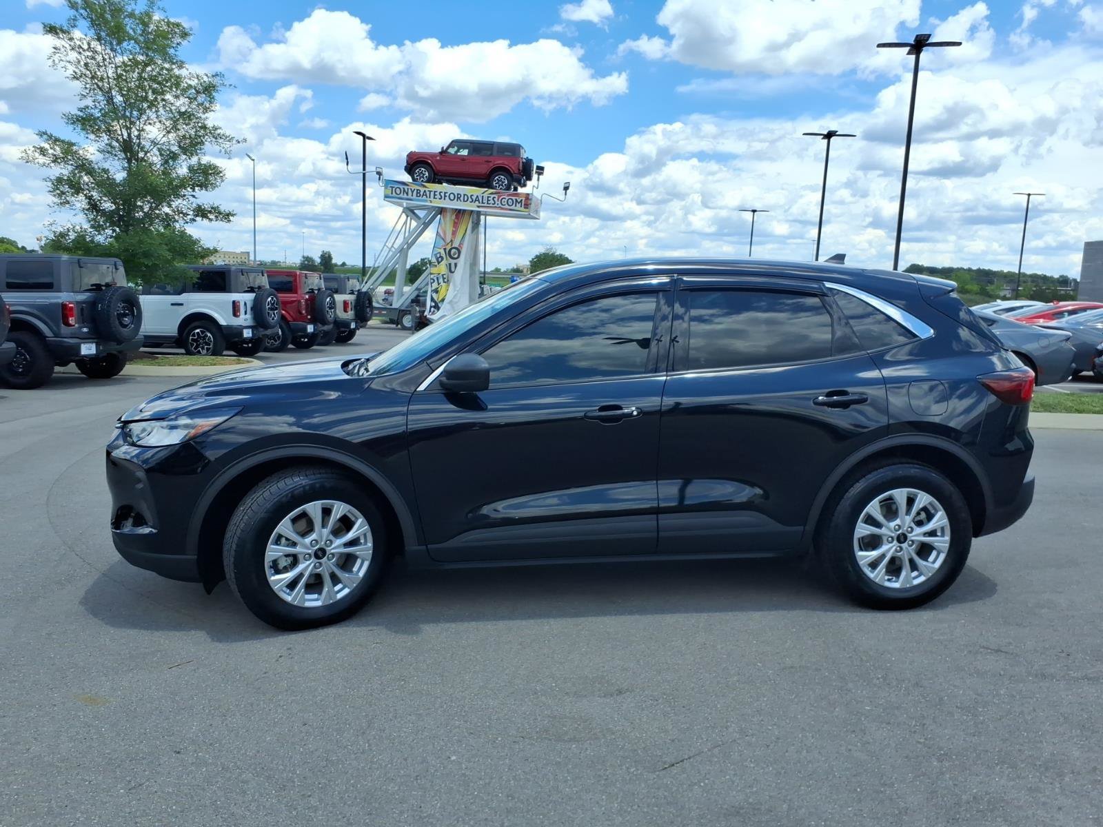 Certified 2023 Ford Escape Active w/ Cold Weather Package FWD image 6