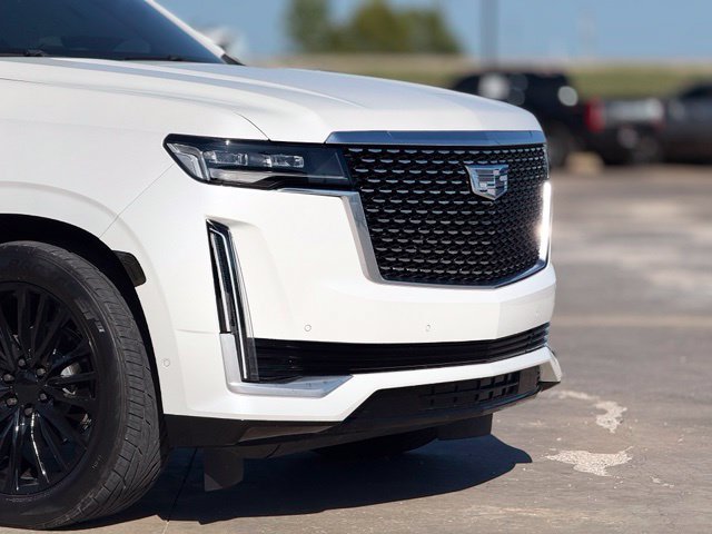 Used 2021 Cadillac Escalade Premium Luxury w/ Driver Assist Tech Package RWD image 9