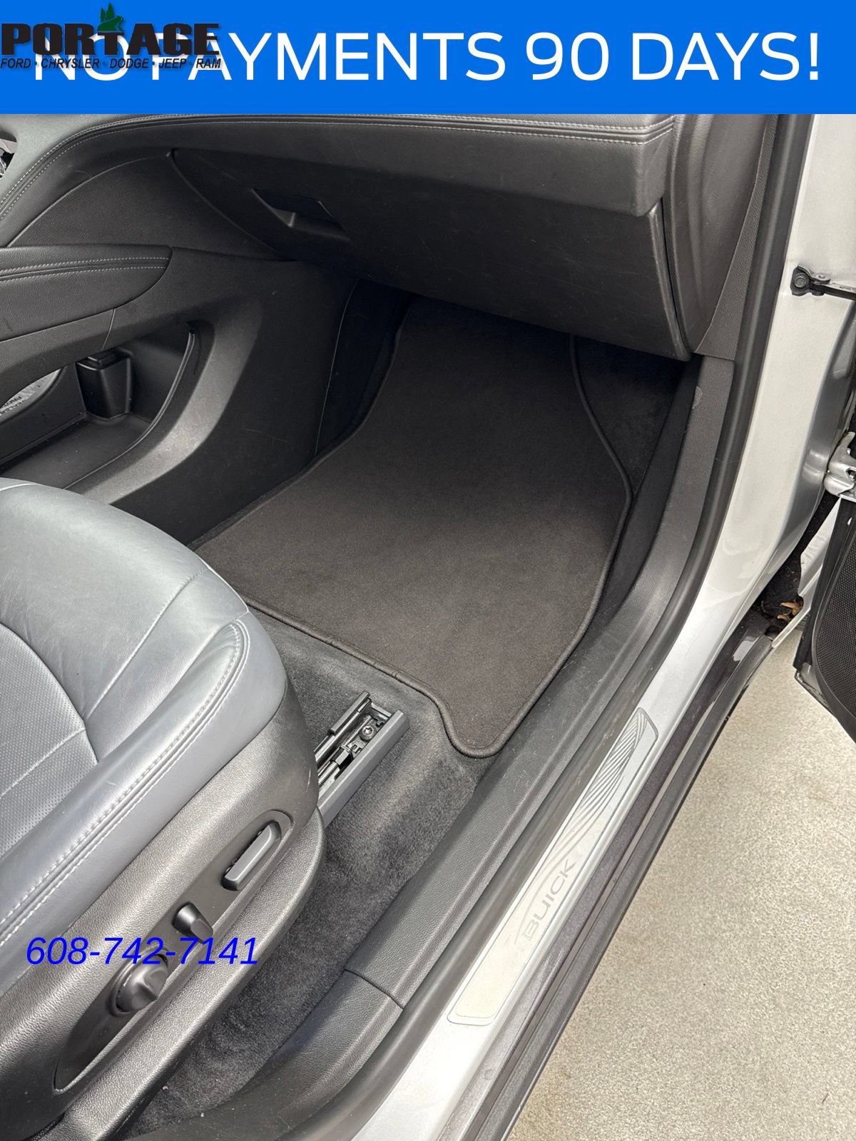 Used 2021 Buick Enclave Essence FWD image 27