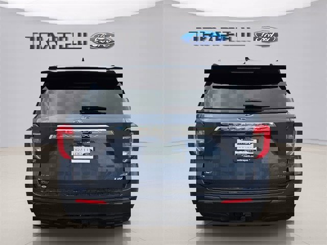 Certified 2021 Ford Explorer XLT w/ Class III Trailer Tow Package image 4
