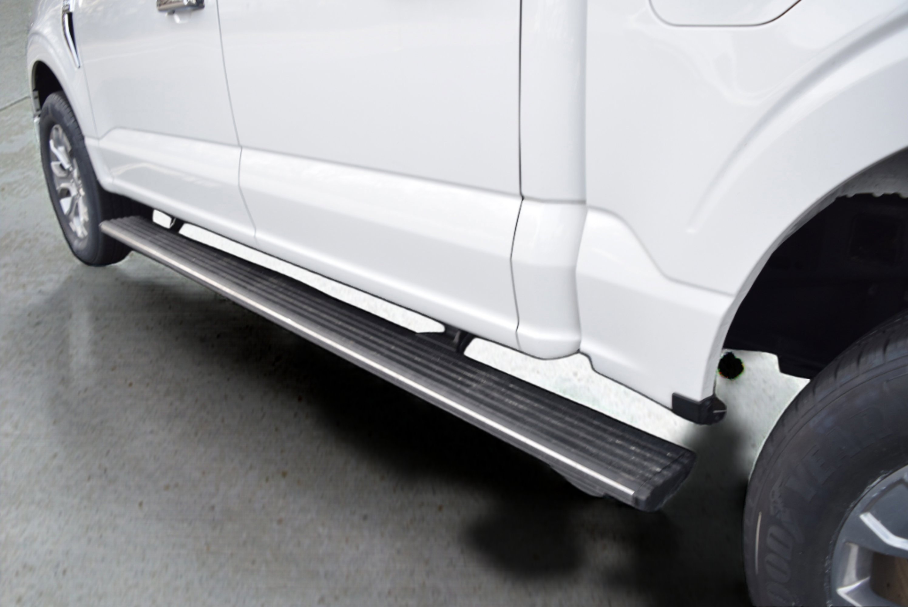 Certified 2023 Ford F150 Platinum w/ Equipment Group 701A High image 6