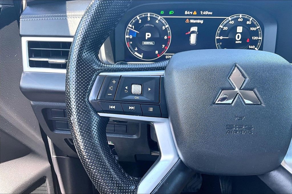 Used 2022 Mitsubishi Outlander SEL AWD/4WD image 18