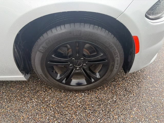 Used 2022 Dodge Charger SXT RWD image 10