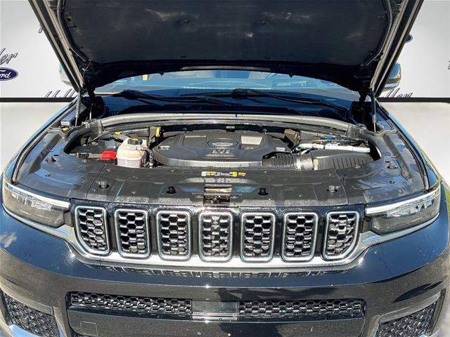 Used 2023 Jeep Grand Cherokee L Summit AWD/4WD image 34