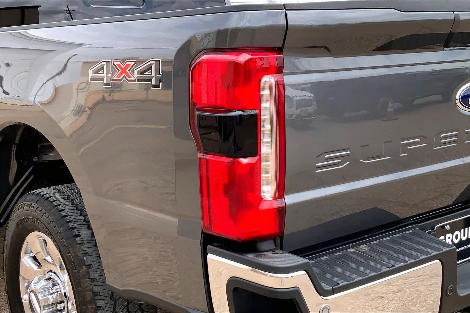 Certified 2026 Ford F350 Lariat w/ Lariat Ultimate Package AWD/4WD image 29