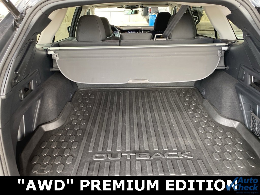 Used 2024 Subaru Outback Premium image 13