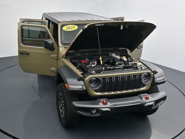 Used 2025 Jeep Wrangler Unlimited Rubicon w/ Safety Group AWD/4WD image 36