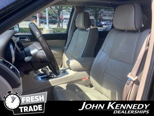 Used 2018 Jeep Grand Cherokee Overland AWD/4WD image 11