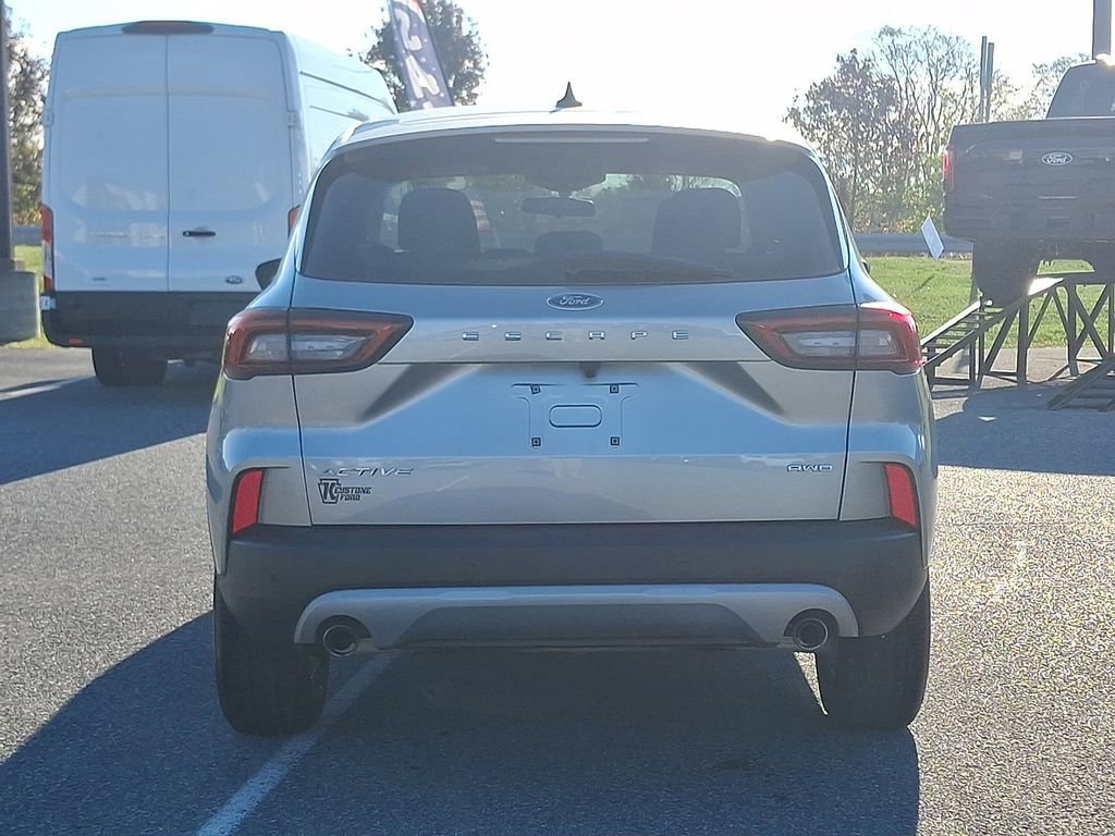 Certified 2023 Ford Escape Active w/ Tech Pack #2 image 3