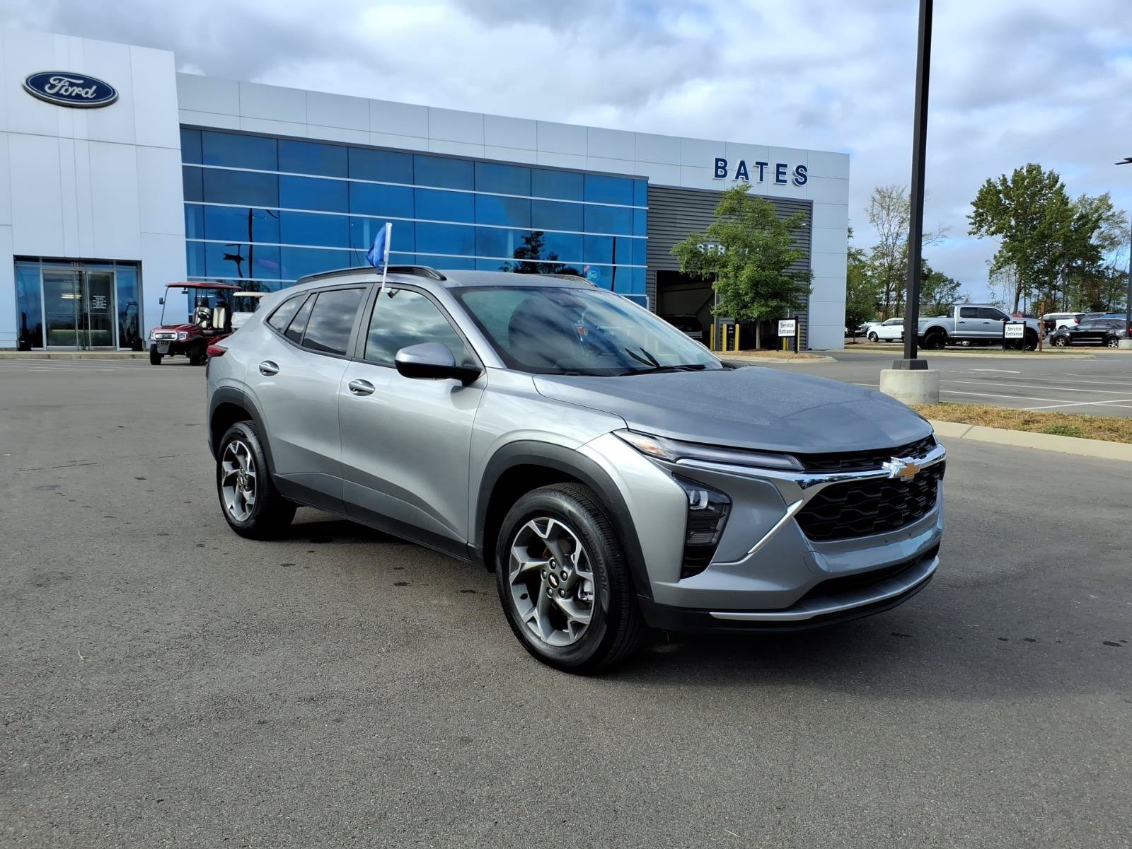 Used 2025 Chevrolet Trax LT