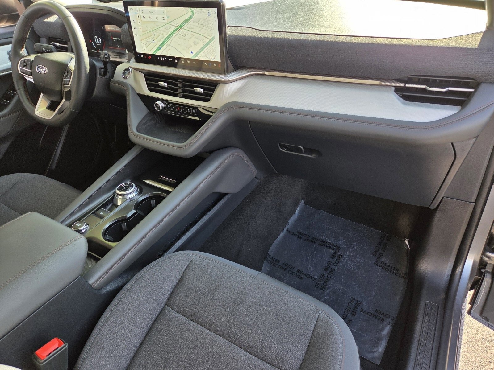 Certified 2025 Ford Explorer Active image 17