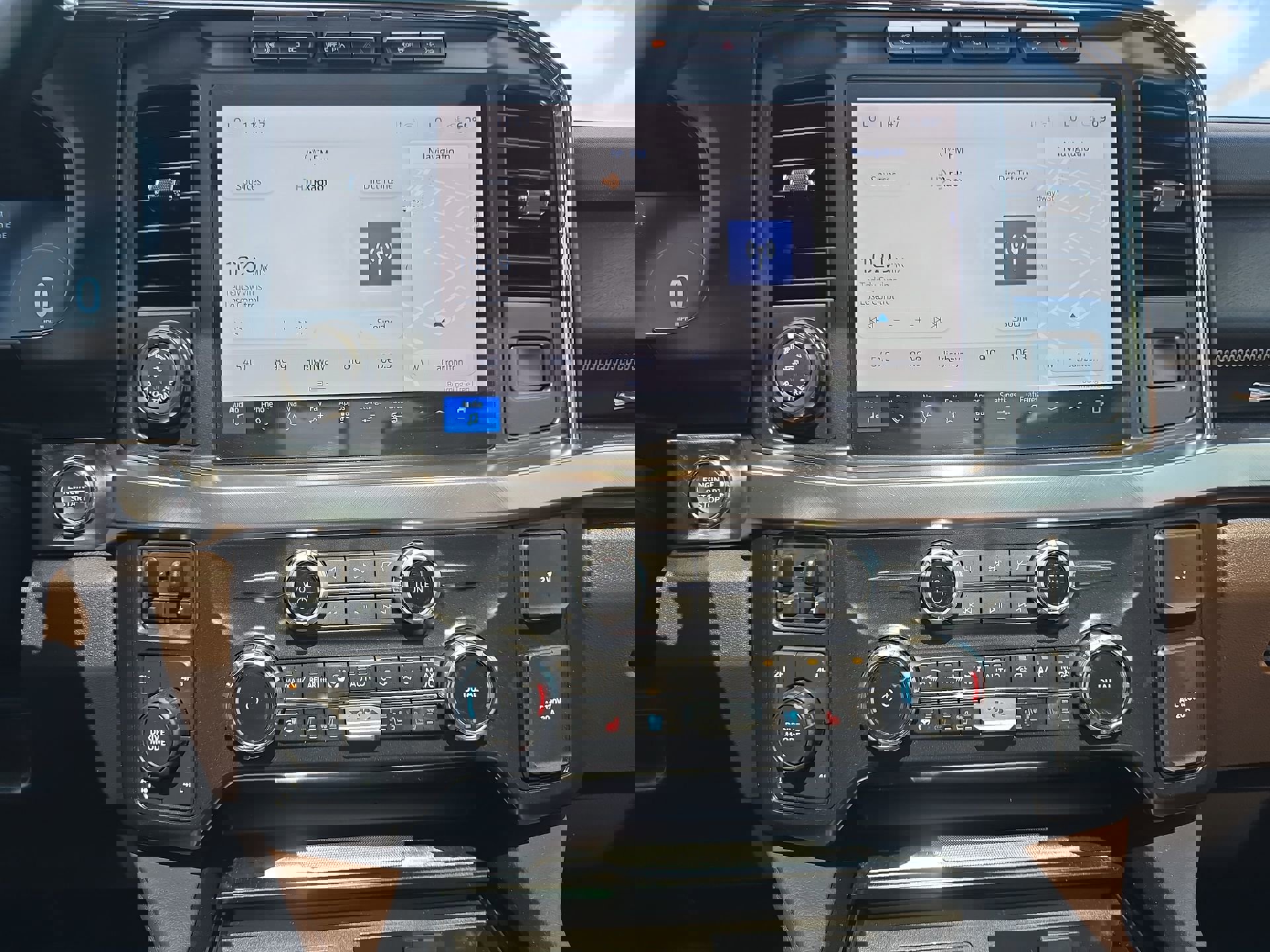 Certified 2024 Ford F350 King Ranch w/ FX4 Off-Road Package image 16