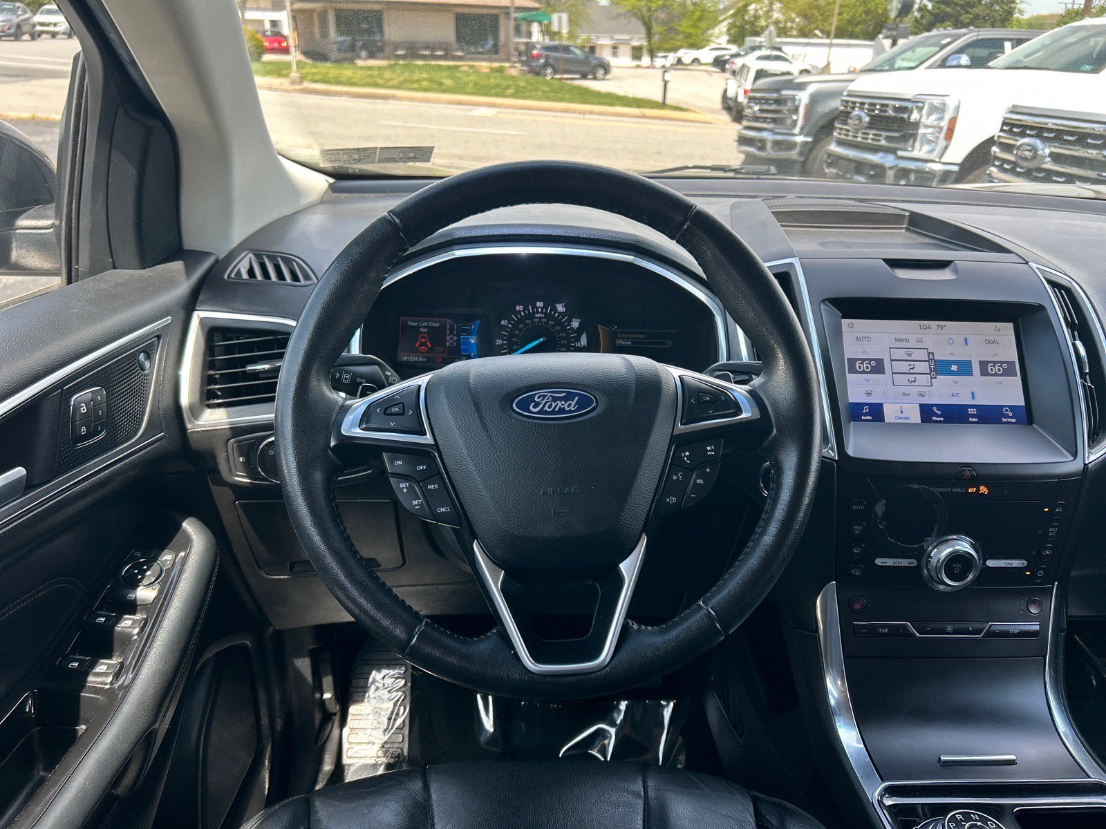 Certified 2020 Ford Edge Titanium AWD/4WD image 5