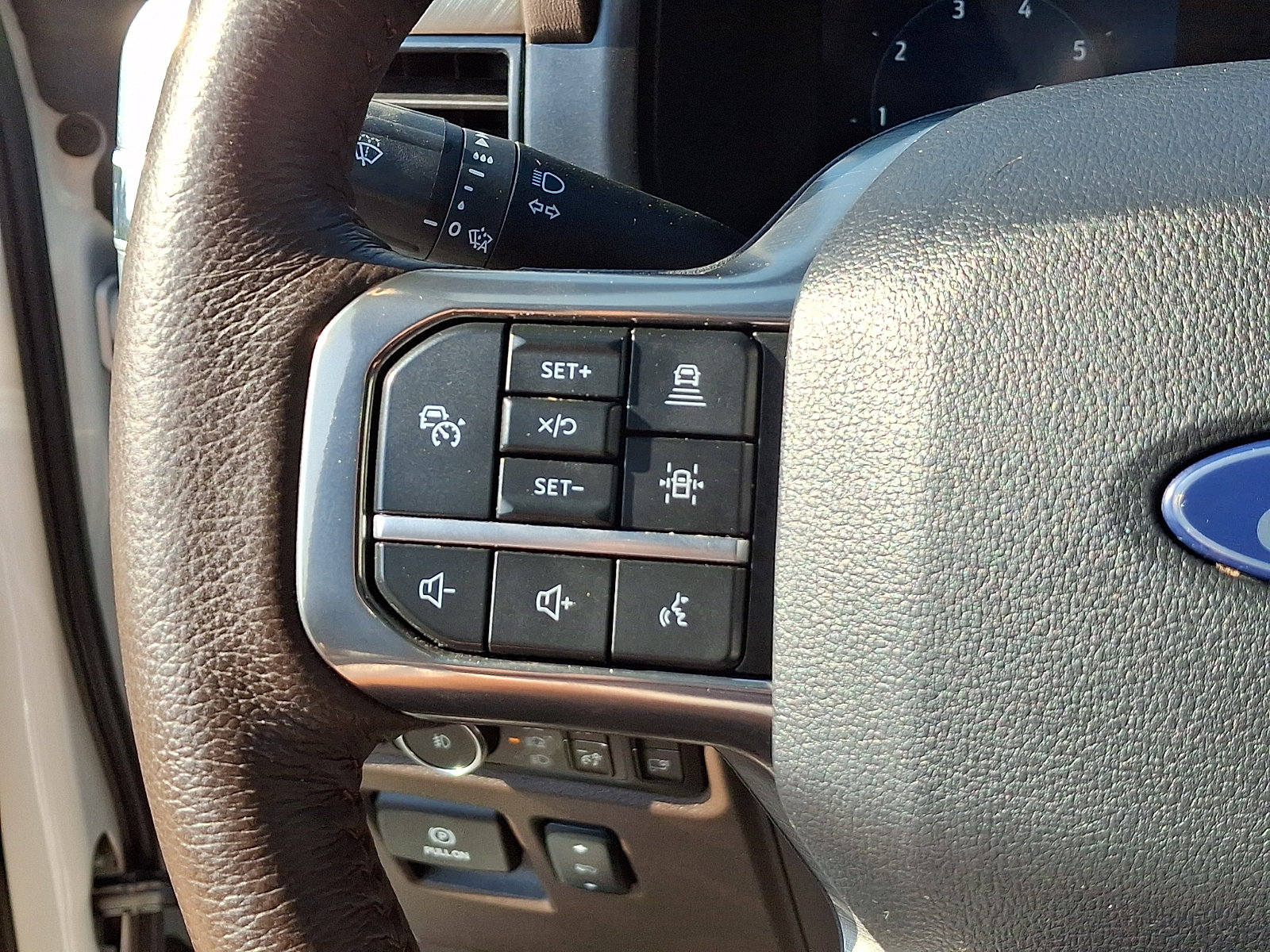 Certified 2025 Ford F150 King Ranch AWD/4WD image 23