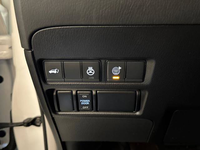 Used 2023 INFINITI QX80 Premium Select w/ Cargo Package image 21