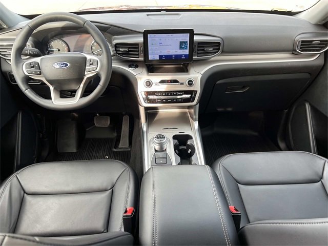 Certified 2023 Ford Explorer XLT w/ Equipment Group 202A image 15