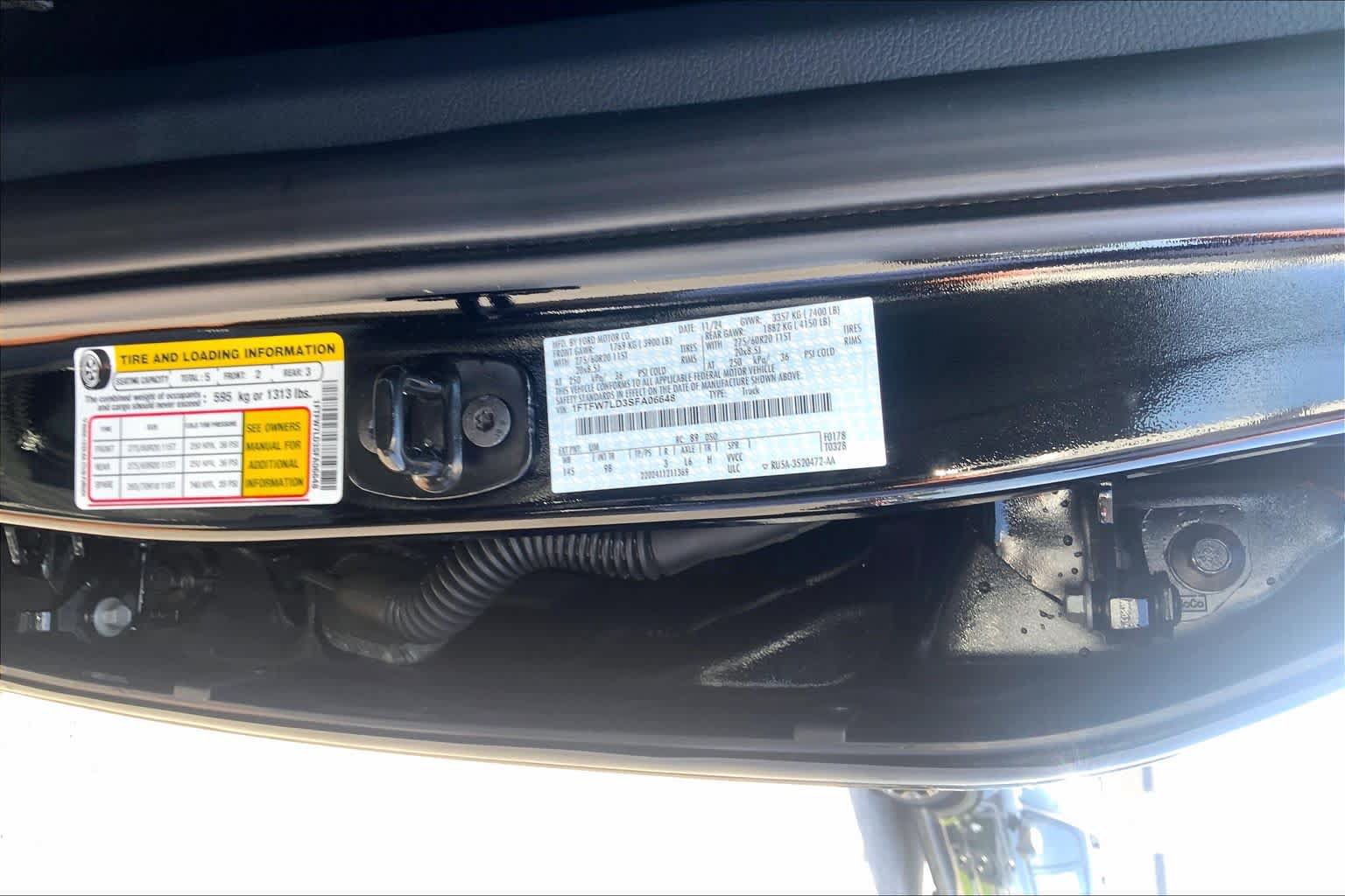 Certified 2025 Ford F150 Platinum AWD/4WD image 32