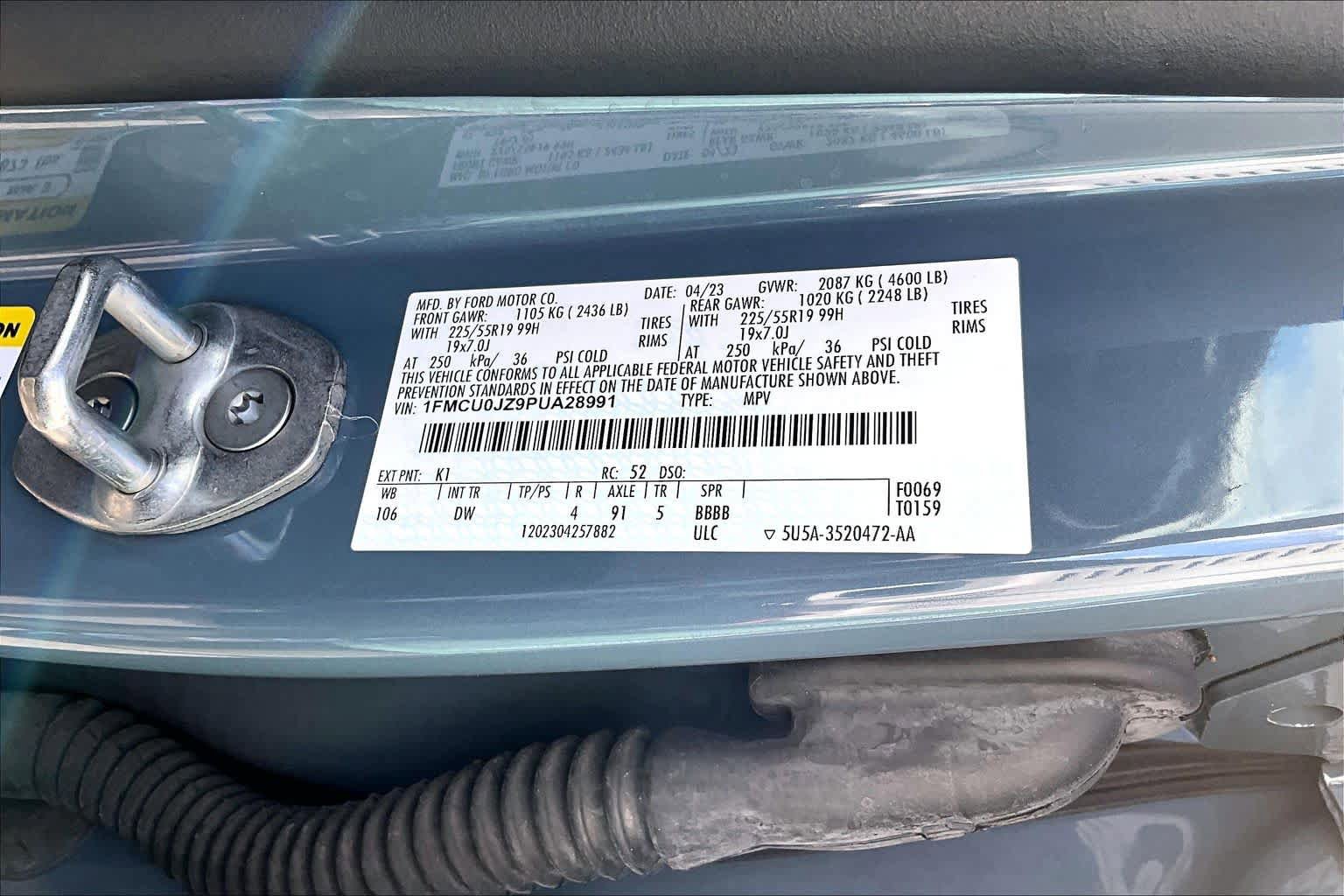 Certified 2023 Ford Escape Platinum w/ Premium Technology Package FWD image 34