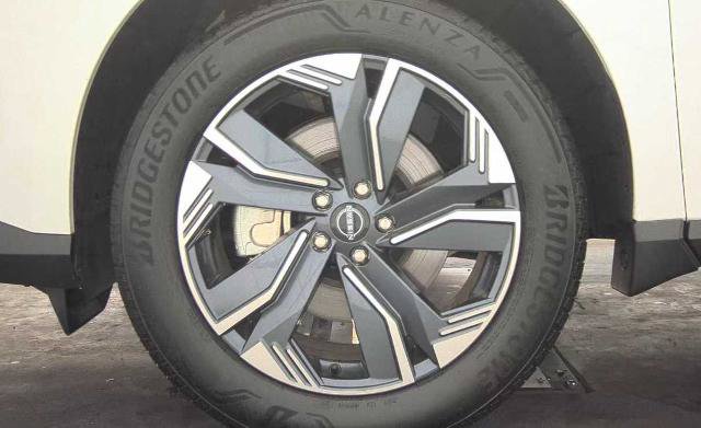 Used 2025 Nissan Murano SL AWD/4WD image 8