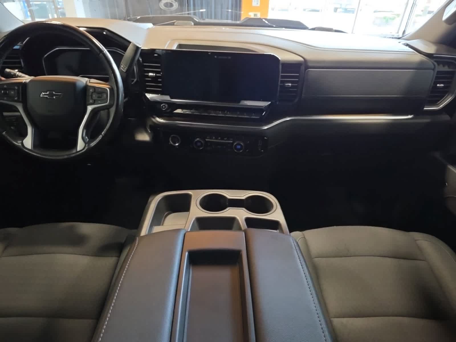 Used 2022 Chevrolet Silverado 1500 LT Trail Boss AWD/4WD image 30