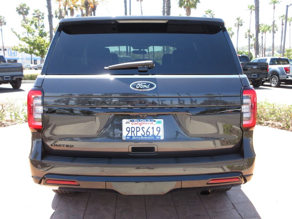 Certified 2024 Ford Expedition Limited AWD/4WD image 3