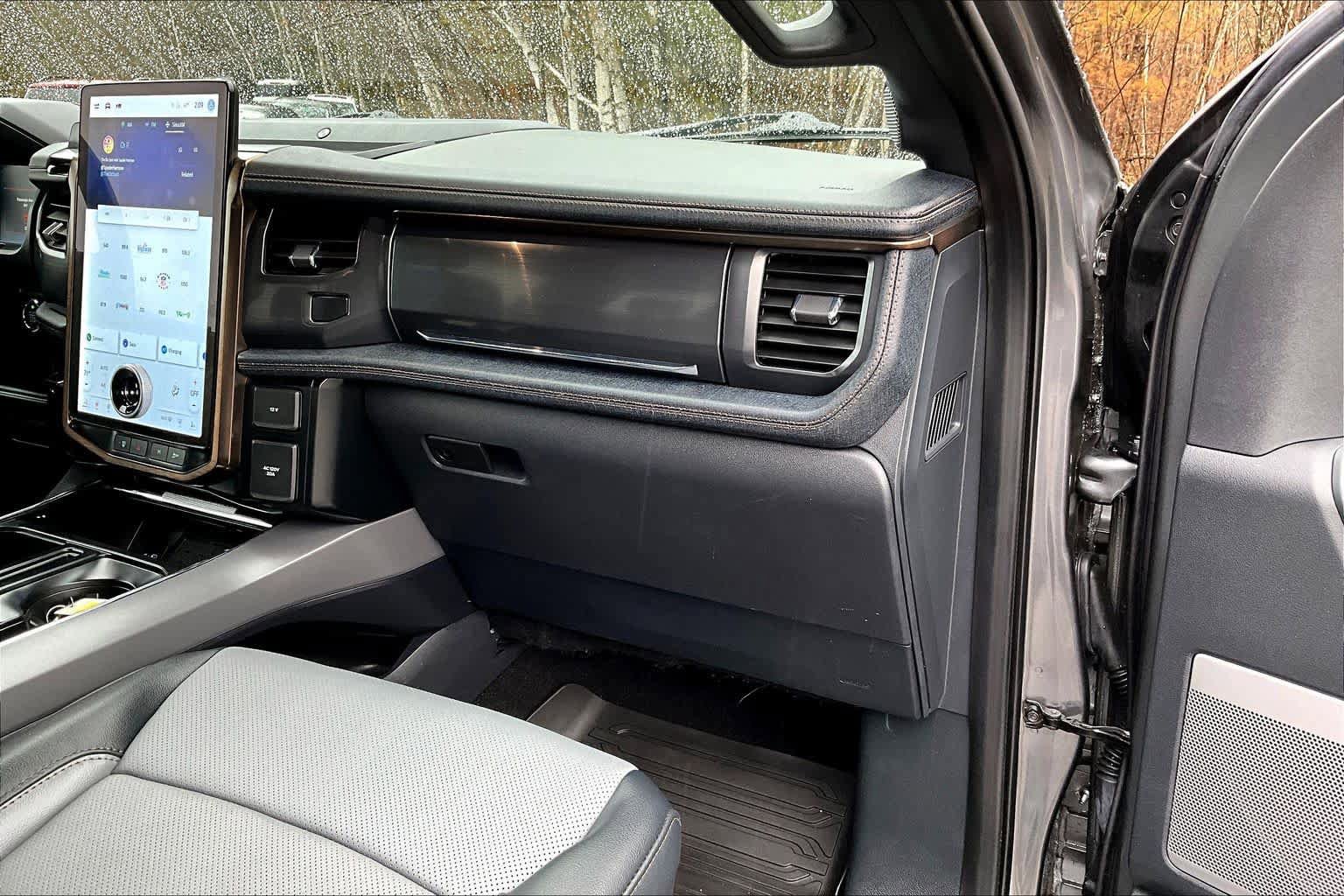 Certified 2023 Ford F150 Lightning Lariat AWD/4WD image 18