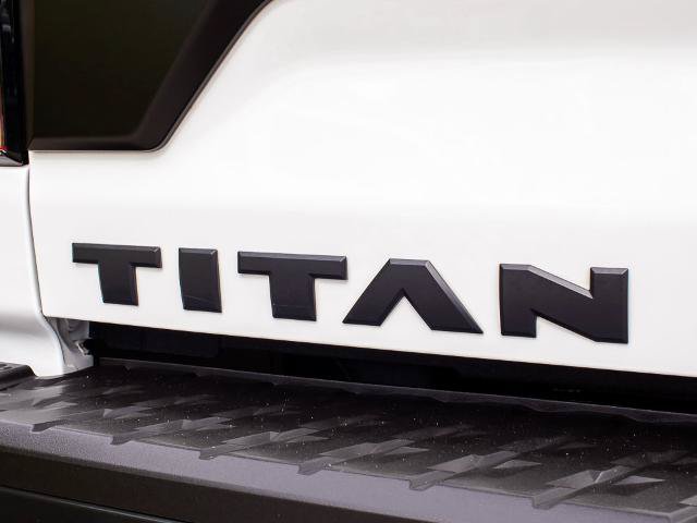 Used 2024 Nissan Titan PRO-4X w/ Pro-4x Utility Package AWD/4WD image 11
