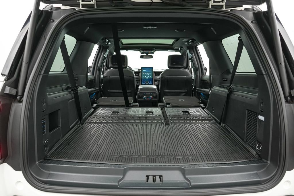Certified 2023 Ford Expedition Max Platinum image 26