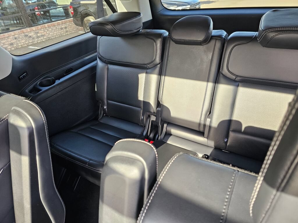 Certified 2025 Ford Expedition Max Platinum AWD/4WD image 14