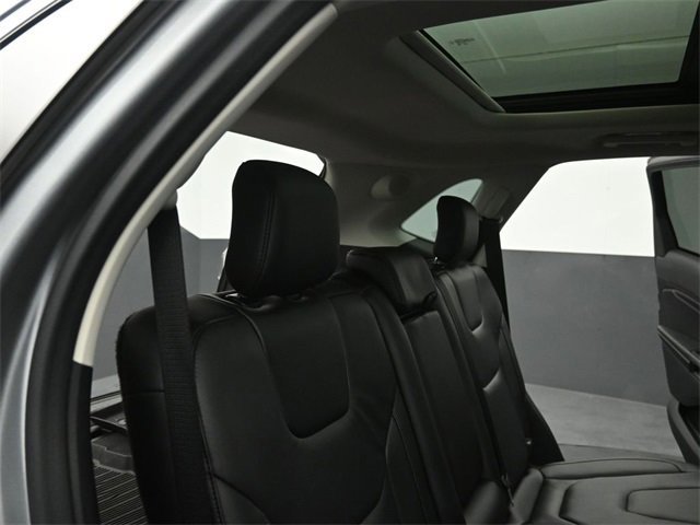 Certified 2022 Ford Edge Titanium w/ Class II Trailer Tow Package image 41