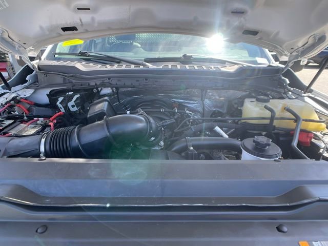Certified 2023 Ford F550 4x4 Regular Cab Super Duty image 13
