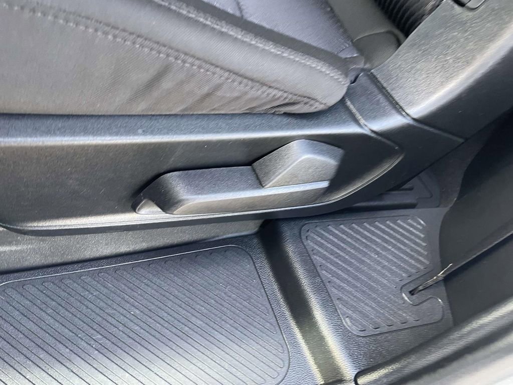 Certified 2023 Ford Explorer XLT image 21