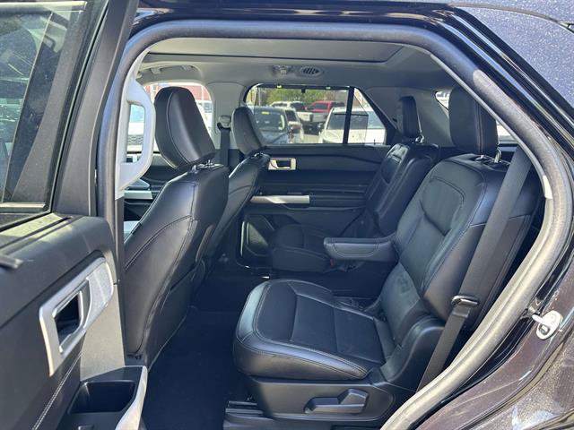 Certified 2023 Ford Explorer Limited w/ Limited Technology Package AWD/4WD image 10