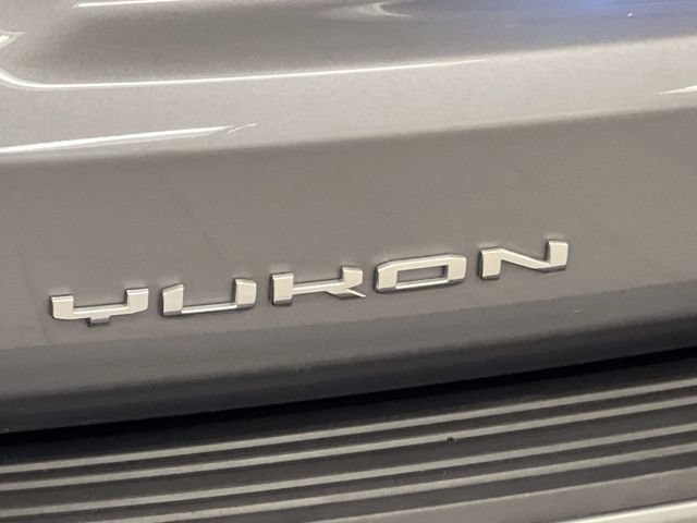 Used 2022 GMC Yukon Denali w/ Denali Premium Package AWD/4WD image 19
