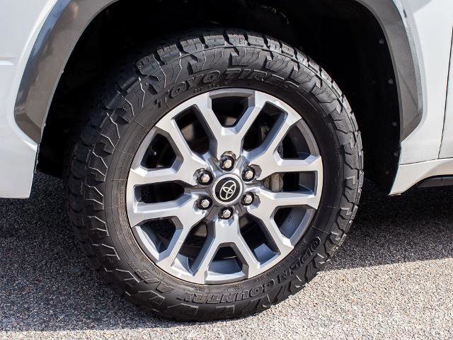 Used 2022 Toyota Tundra 1794 Edition image 6