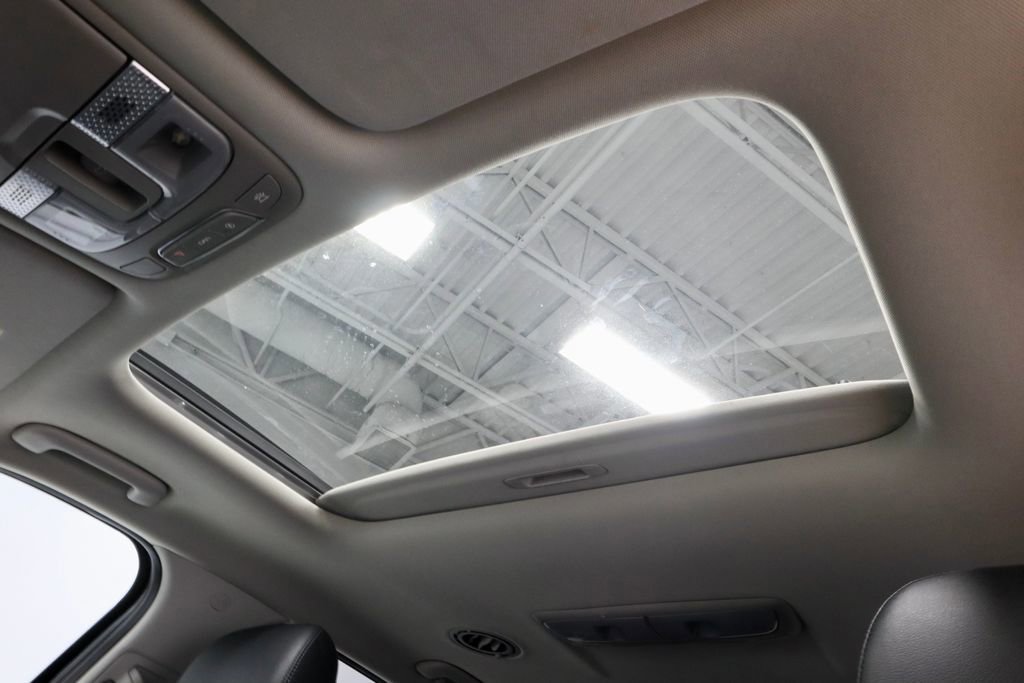 Used 2021 Kia Telluride EX w/ Towing Package image 26