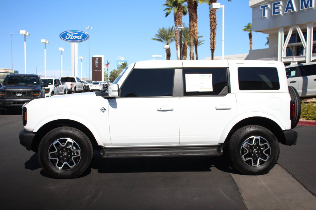 Certified 2025 Ford Bronco Outer Banks AWD/4WD image 4