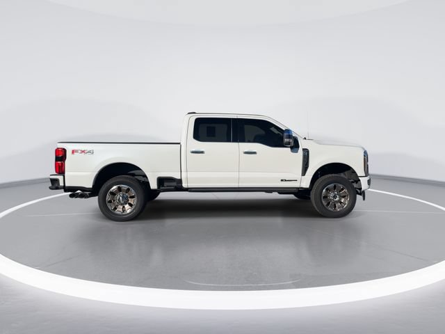 Certified 2024 Ford F250 Platinum w/ FX4 Off-Road Package AWD/4WD image 8