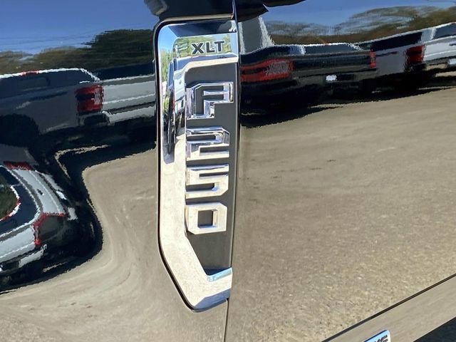 Certified 2021 Ford F250 XLT AWD/4WD image 10