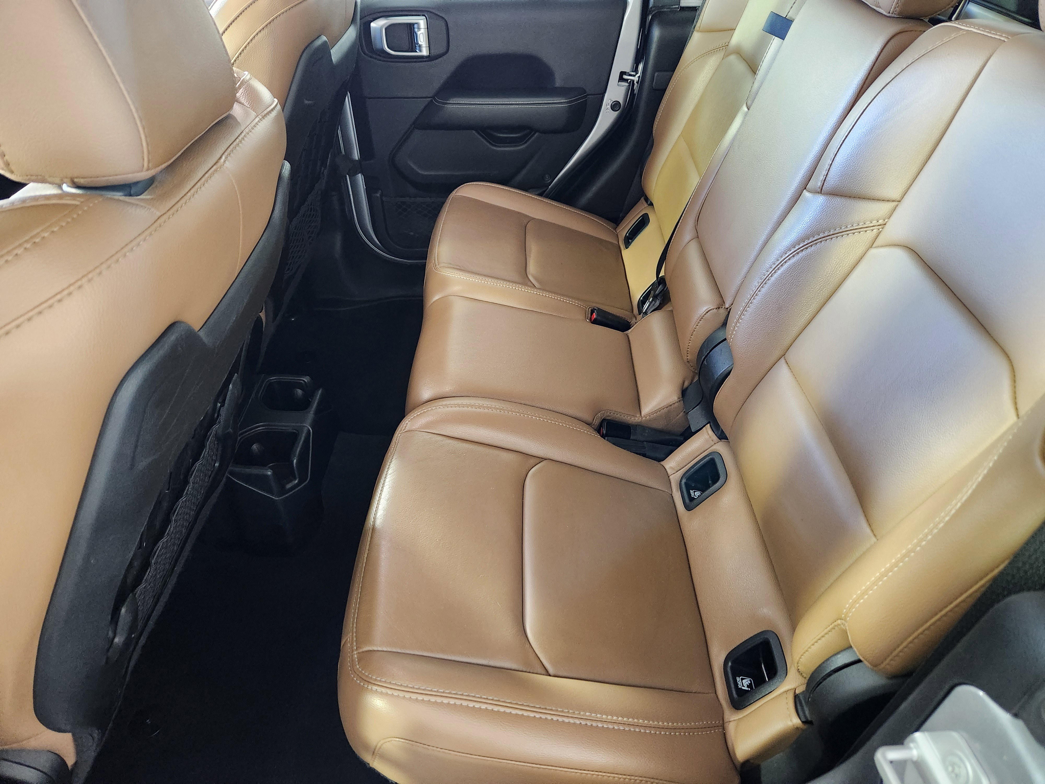 Used 2020 Jeep Gladiator Rubicon w/ Uconnect 4C Nav & Sound Group image 14