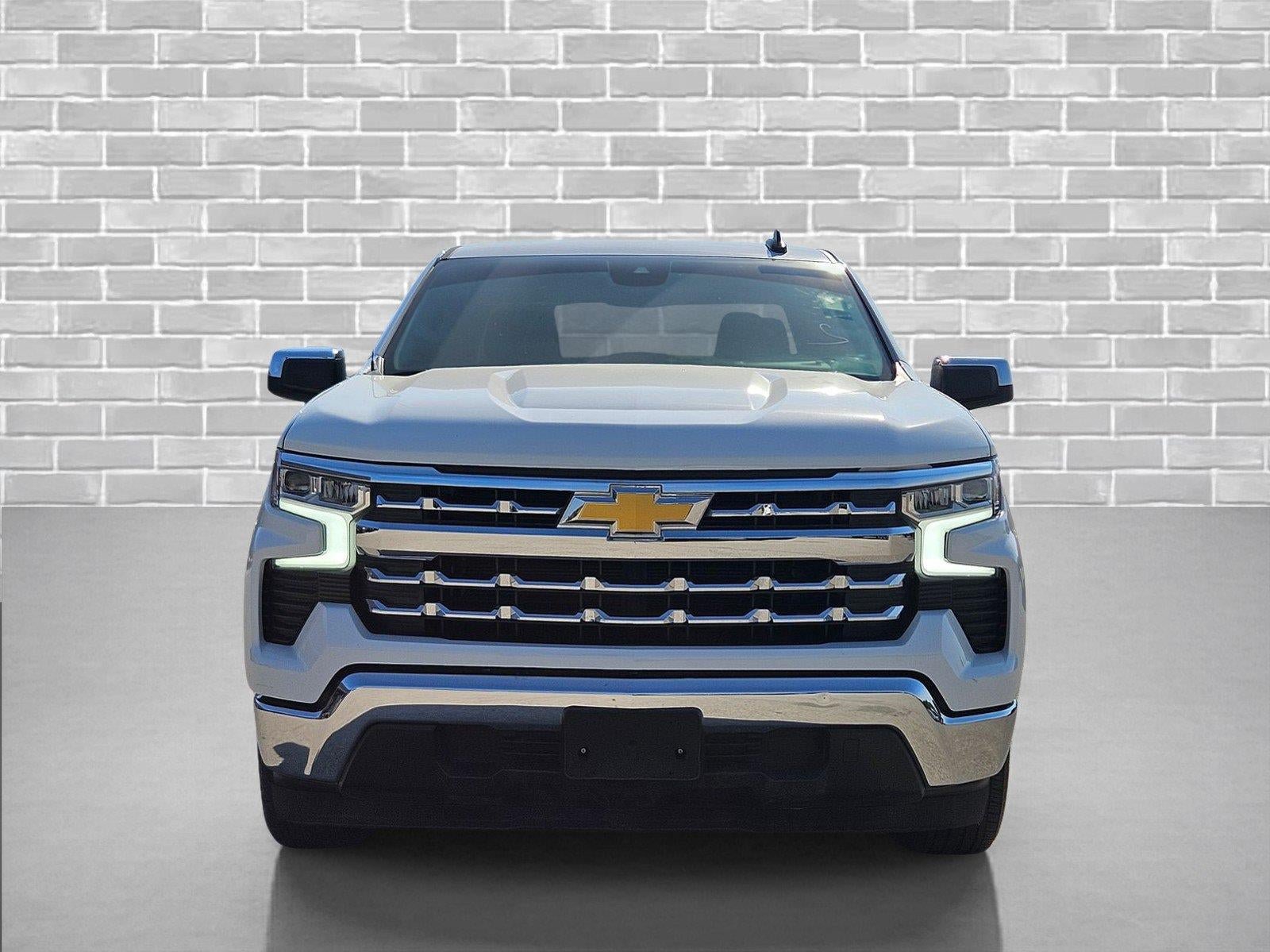 Used 2024 Chevrolet Silverado 1500 LT RWD image 2