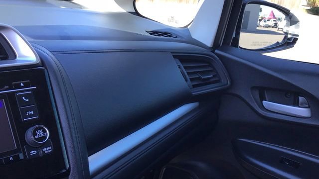 Used 2017 Honda Fit LX image 23