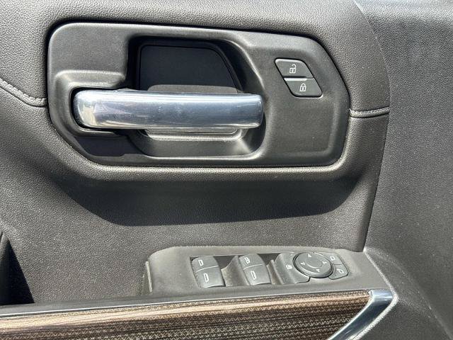 Used 2021 Chevrolet Silverado 1500 LT Trail Boss w/ Convenience Package II AWD/4WD image 19