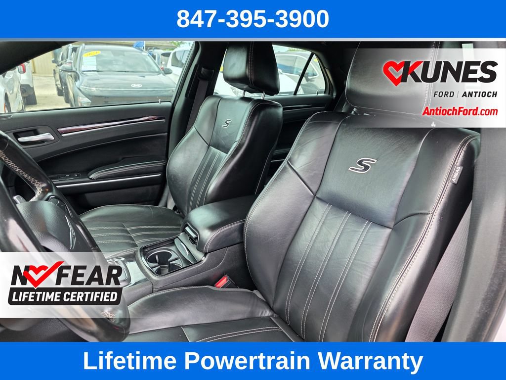 Used 2019 Chrysler 300 S AWD/4WD image 14