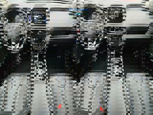 Used 2020 Hyundai Santa Fe Limited image 9