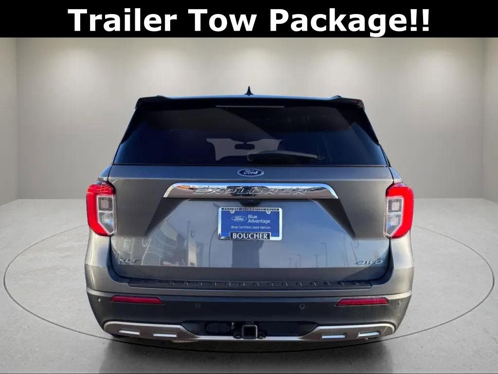 Certified 2021 Ford Explorer XLT w/ Equipment Group 202A image 3