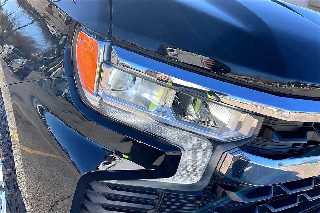Used 2023 Chevrolet Silverado 1500 LT image 30
