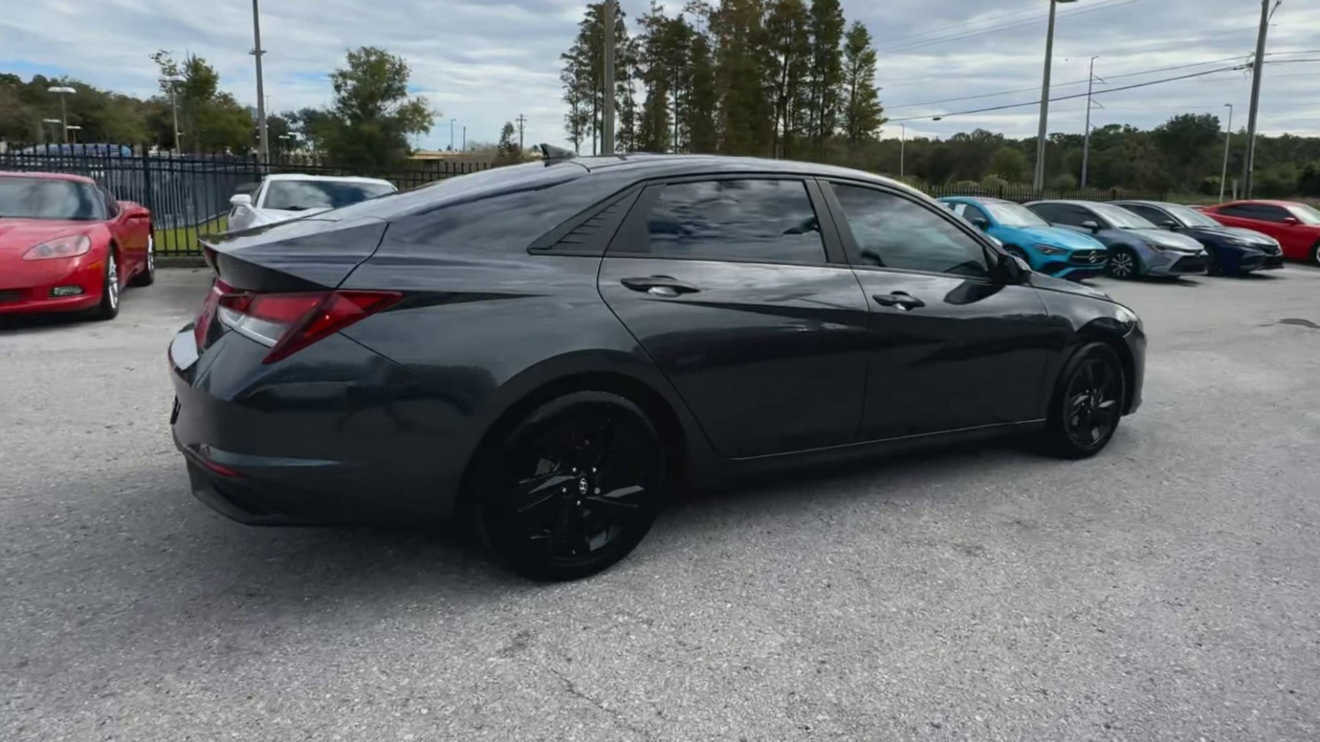 Used 2021 Hyundai Elantra SEL w/ Convenience Package image 29