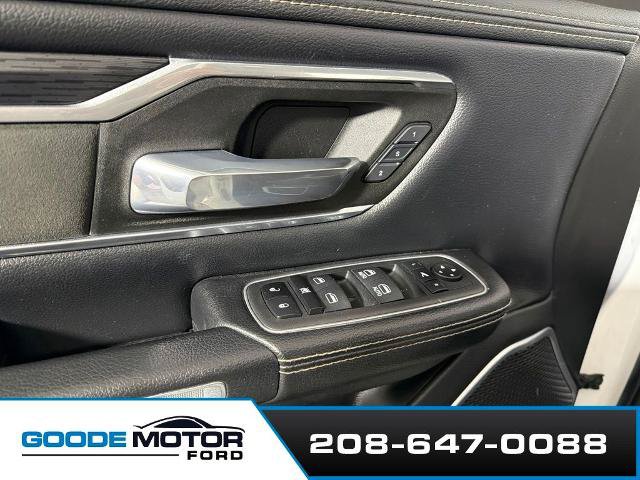 Used 2023 RAM 1500 Laramie AWD/4WD image 10